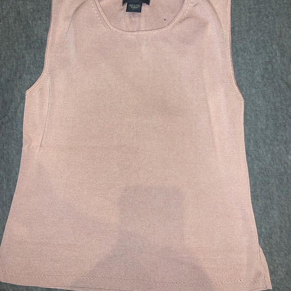 Banana republic top and cardigan set. - Picture 3 of 3